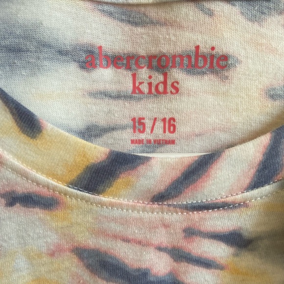 Abercrombie Kids tie dye long sleeve with tags! - Picture 4 of 6